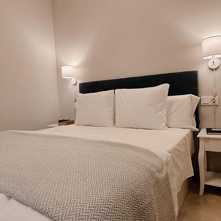 Apartamento-Pension El Trianero Junto Al Rio Sevilla Exterior foto